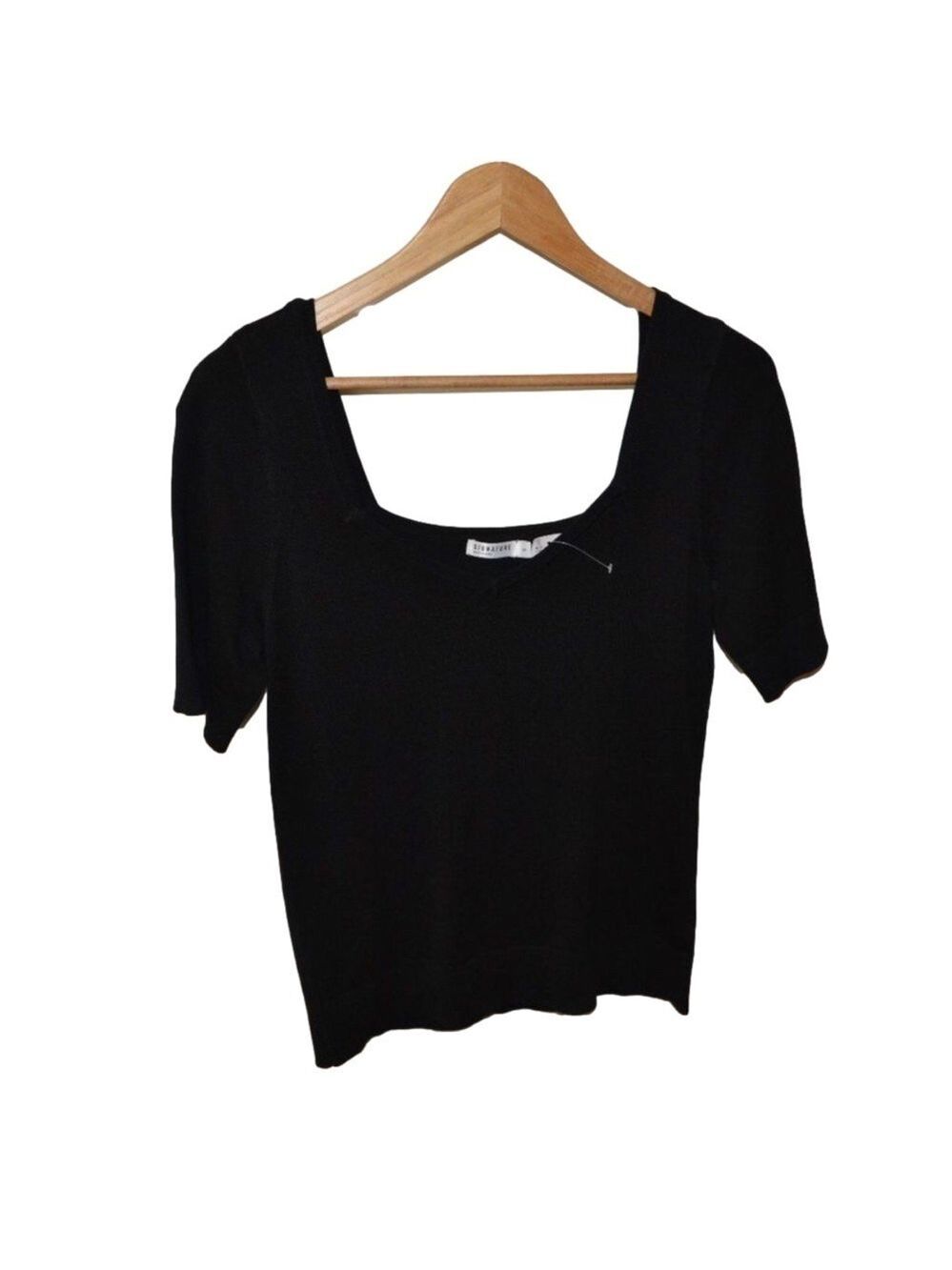 REITMANS signature black feminine soft basic crop top short sleeves round neck S